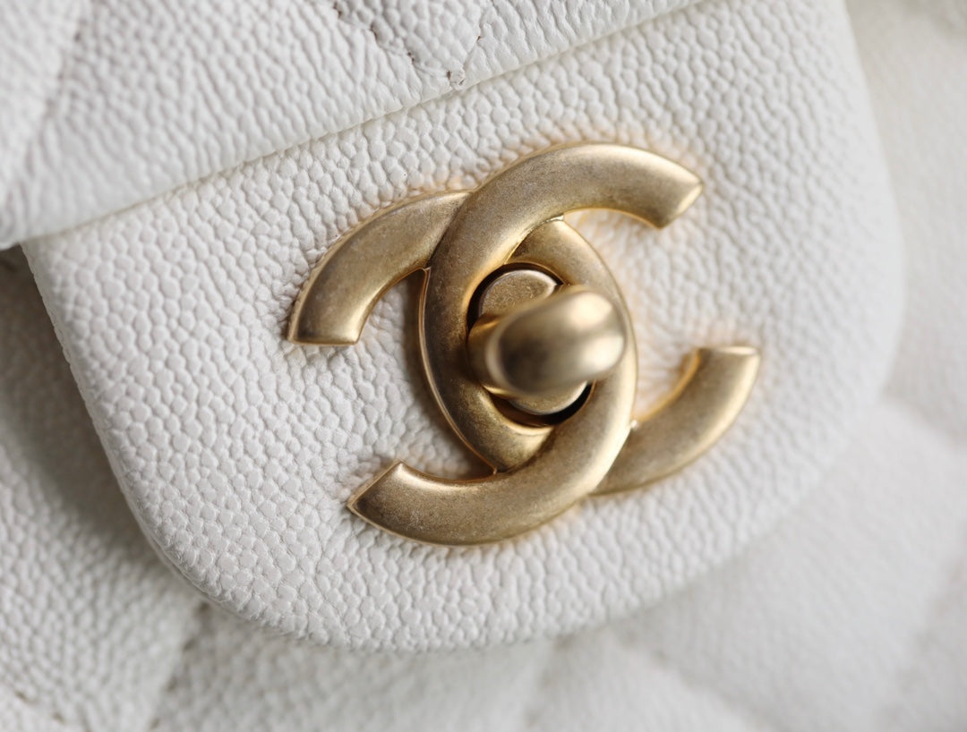 Chanel coco handle 白色