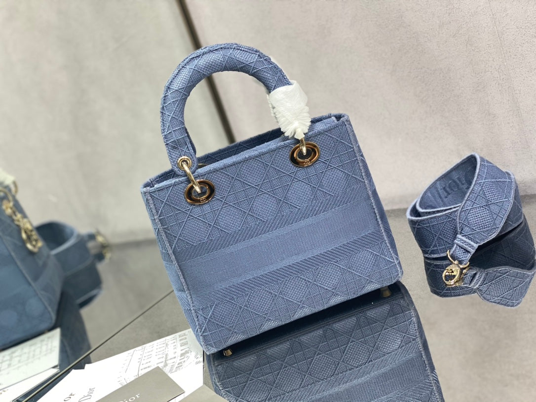 Dior Lady D-Lite黛妃包-刺繡丹寧藍