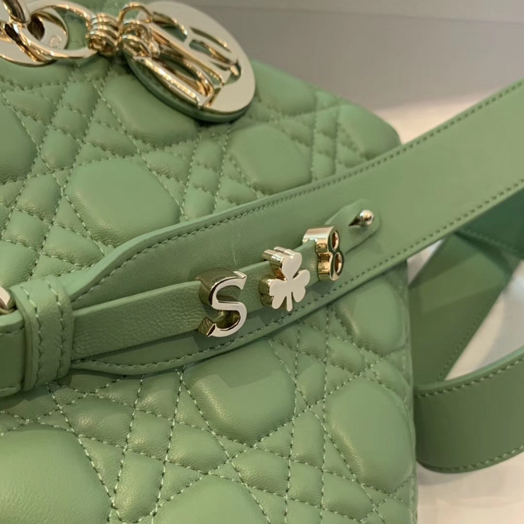 Dior-Mini Lady Dior手袋-四格黛妃-24cm