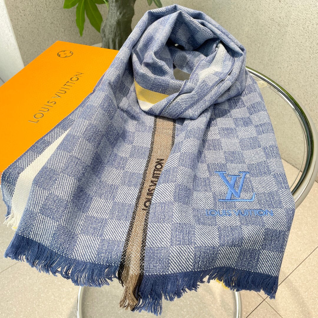 路L家-頂級羊絨圍巾 180*32cm 100%羊絨 淺藍色