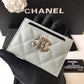 Chanel 大Logo卡包