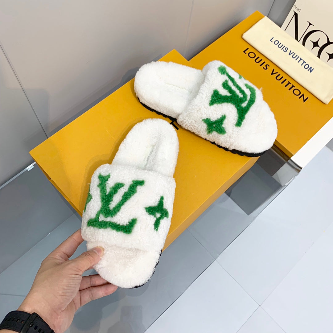 路L家-2022早春新款 毛毛拖鞋 白綠色
