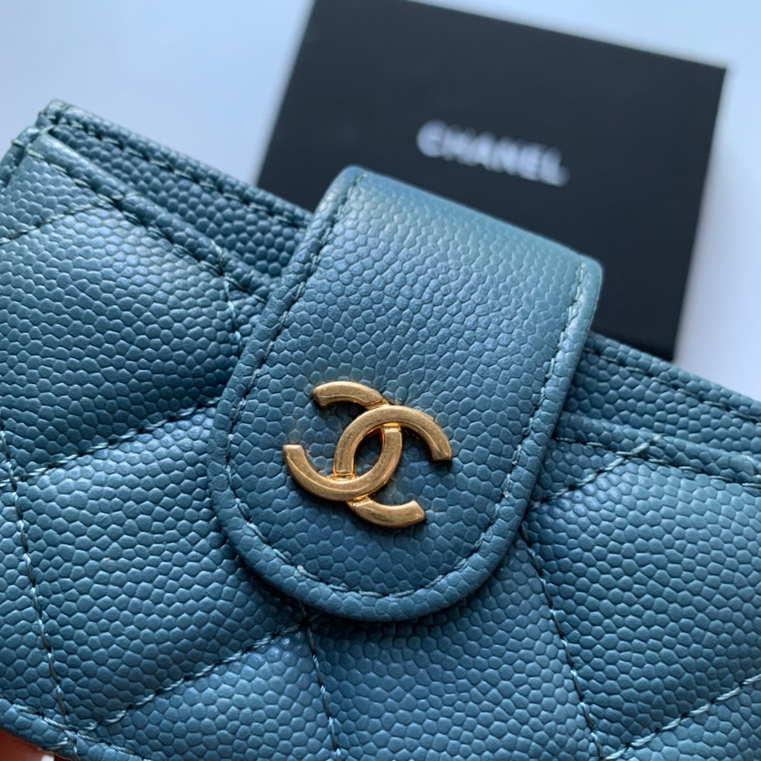 Chanel 多隔層風琴卡包