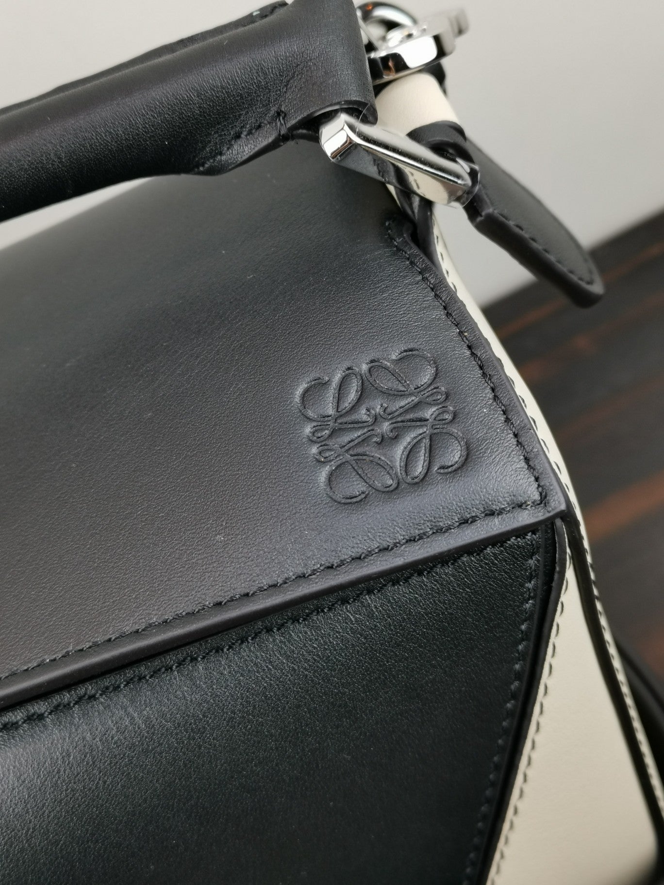 羅L威-Puzzle bag mini 小牛皮