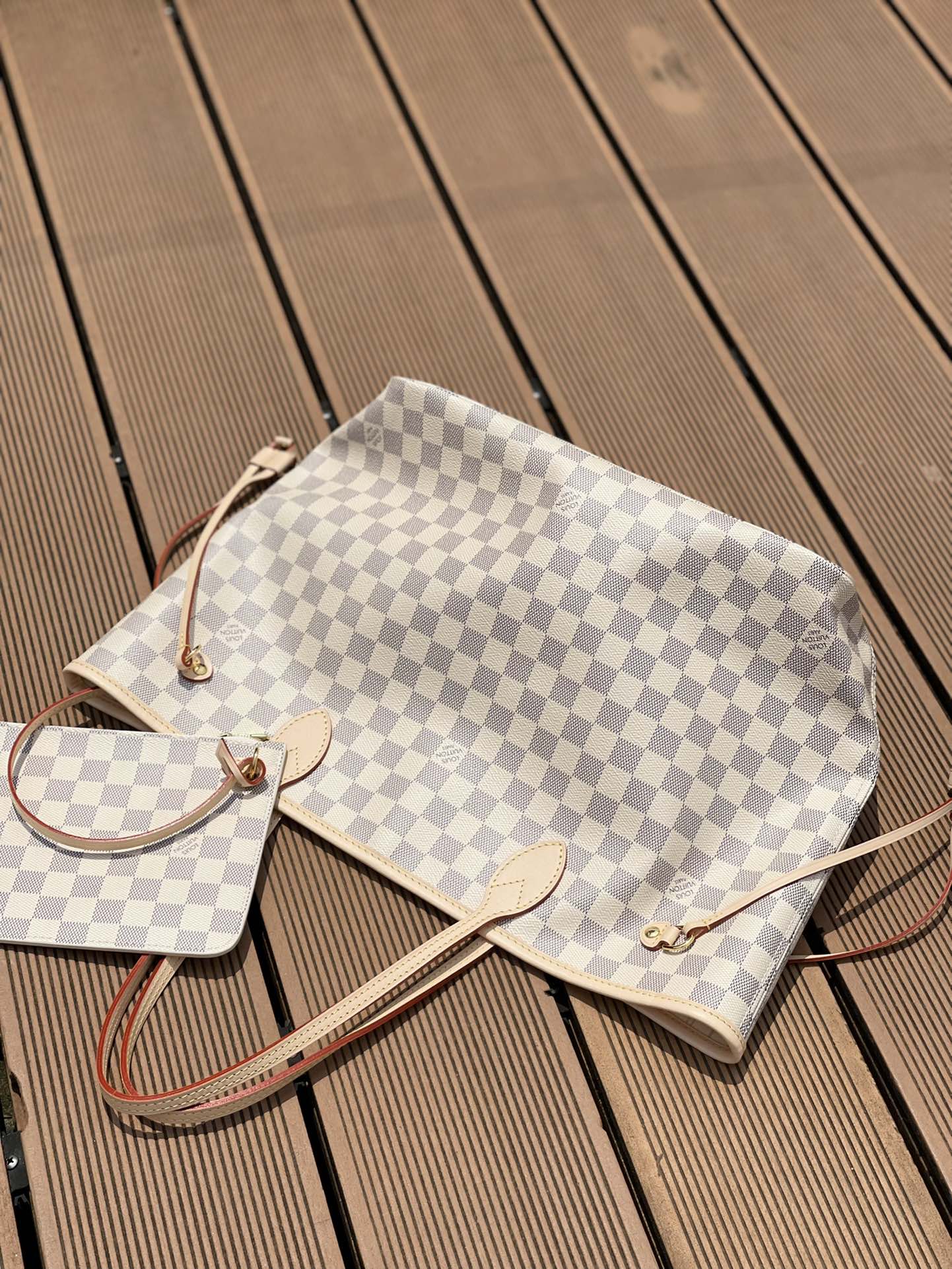 M41361 路L家-Neverfull 白格