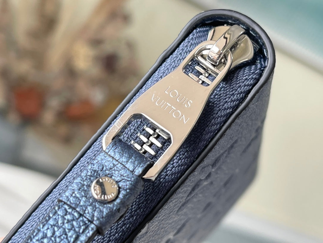 LV M80958 拉鍊長夾