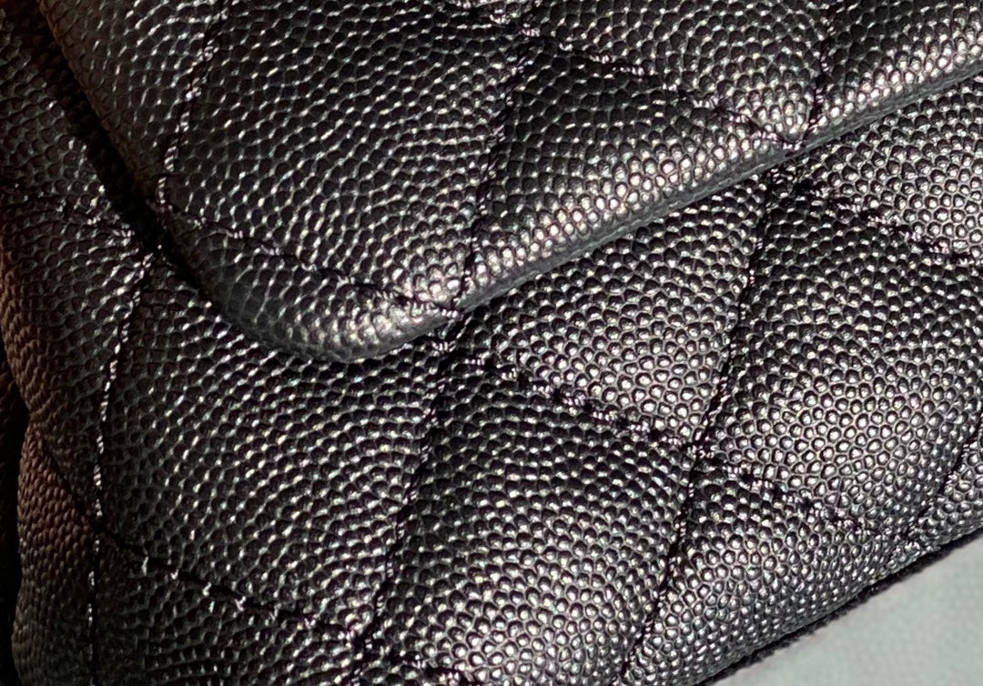 Chanel mini coco handle-黑色球紋牛皮-淡金扣
