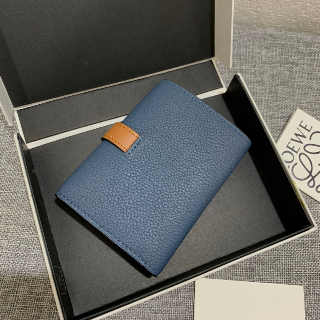 Loewe 三折短夾