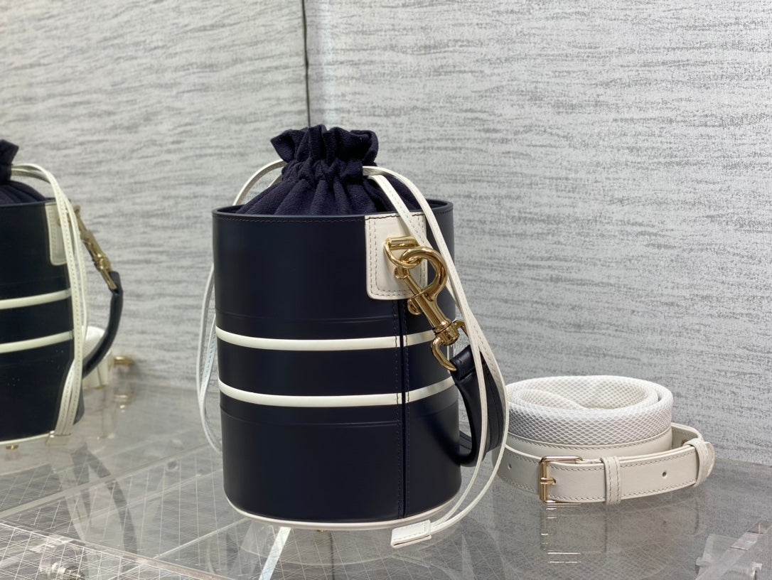 Dior-Vibe系列 迷你水桶包 黑色
