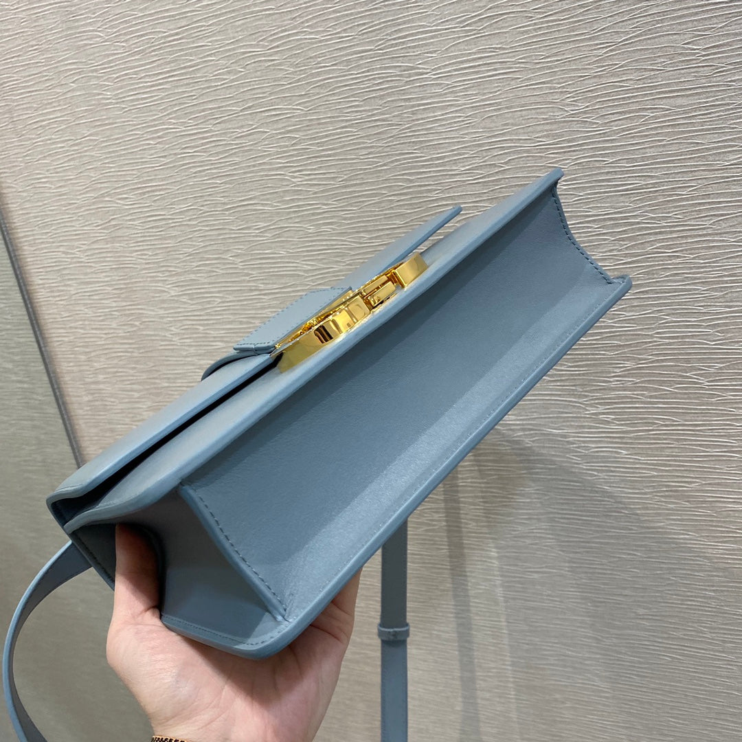 Dior 蒙田 30 Montaigne系列-24cm-珐瑯扣-馬卡龍藍