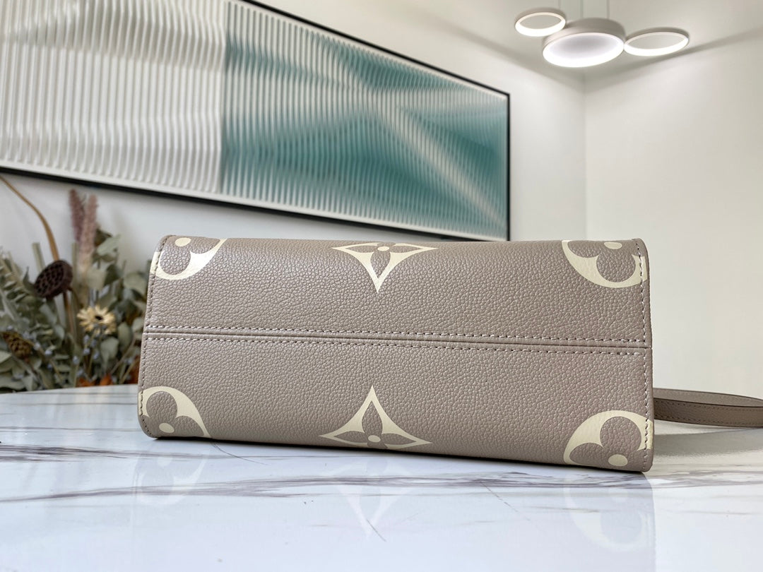 M45779 路L家-Onthego Tote 包 小號 大象灰奶白色