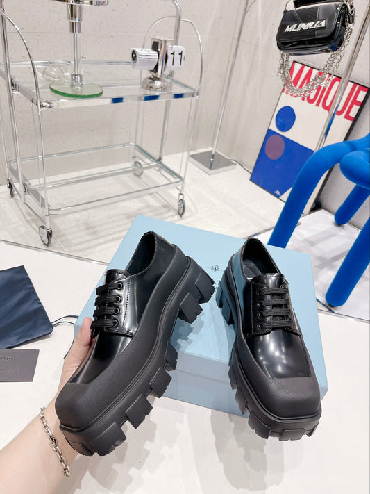 普P家-2022新款 方頭厚底 樂福鞋