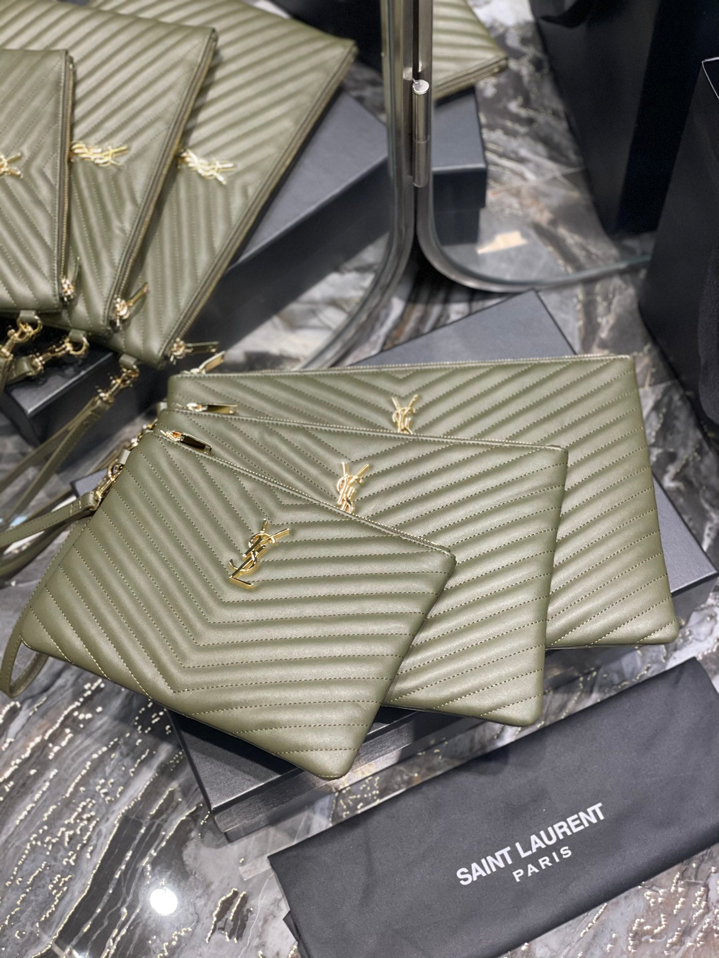 YSL 提花拼接文件手拿包-綠色金扣全尺寸