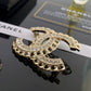Chanel 胸針