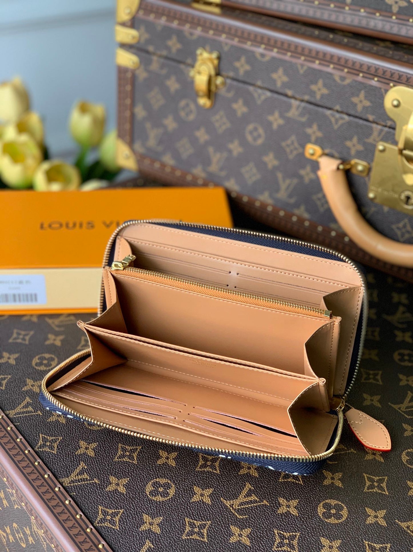 LV M69994 拉鍊長夾