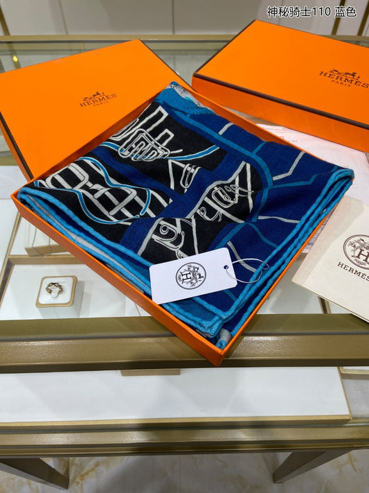 小愛款-神秘騎士方巾 110*110cm 70%羊絨+30%真絲