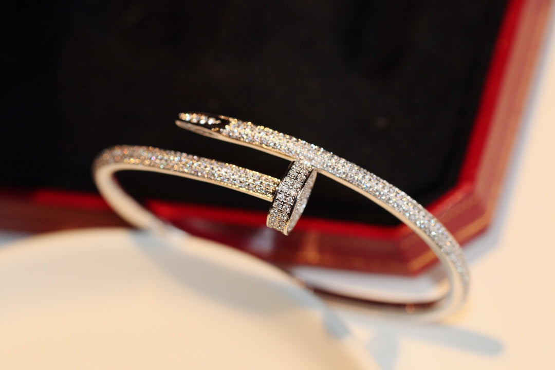 Cartier 滿鑽釘子手鐲-玫瑰金/白金-滿鑽