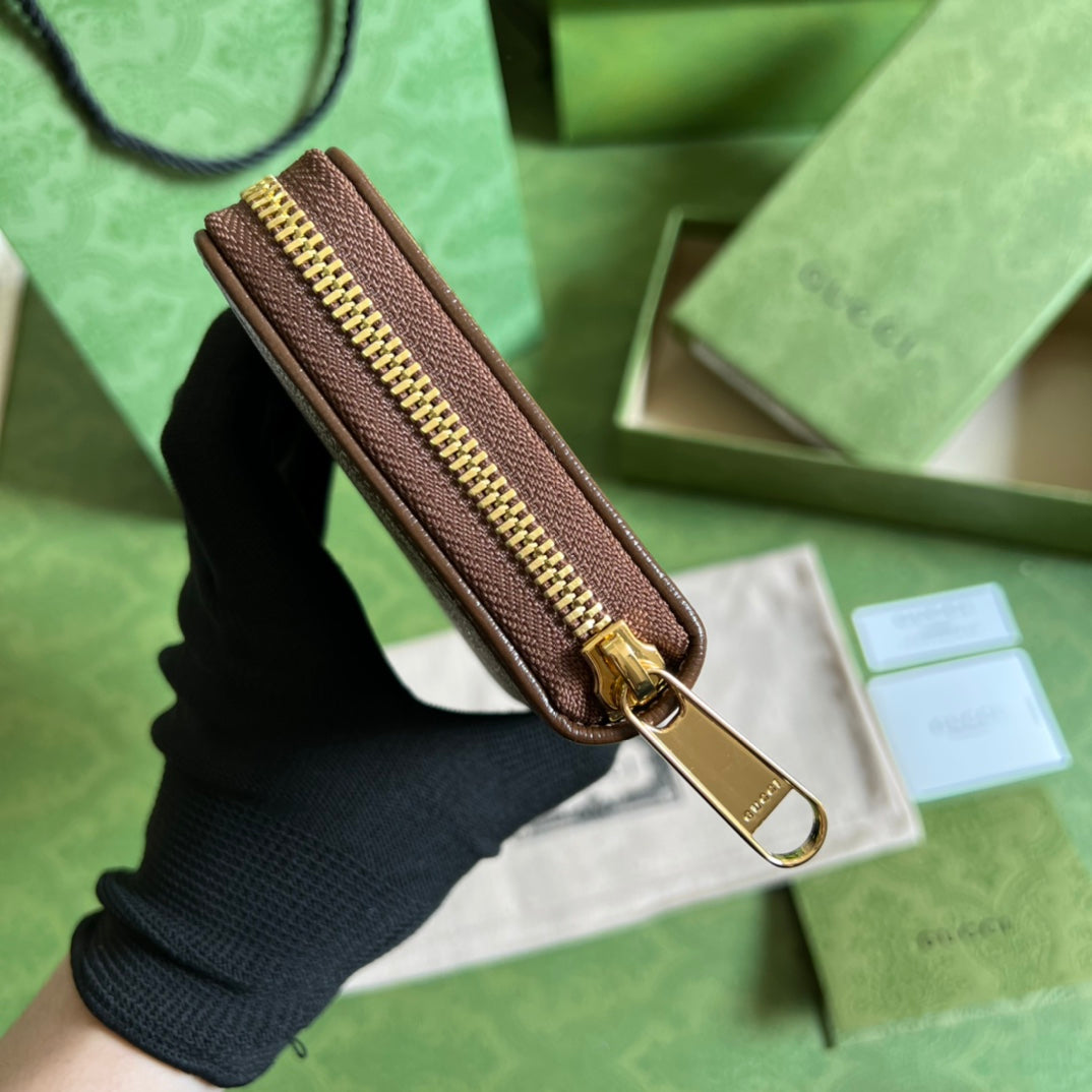 Gucci 經典老花拉鍊長夾