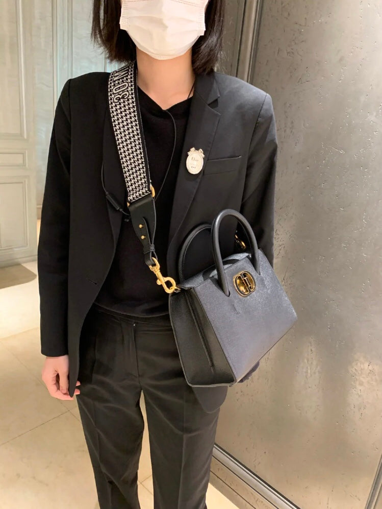 Dior St Honoré 中號手袋-黑色粒面牛皮