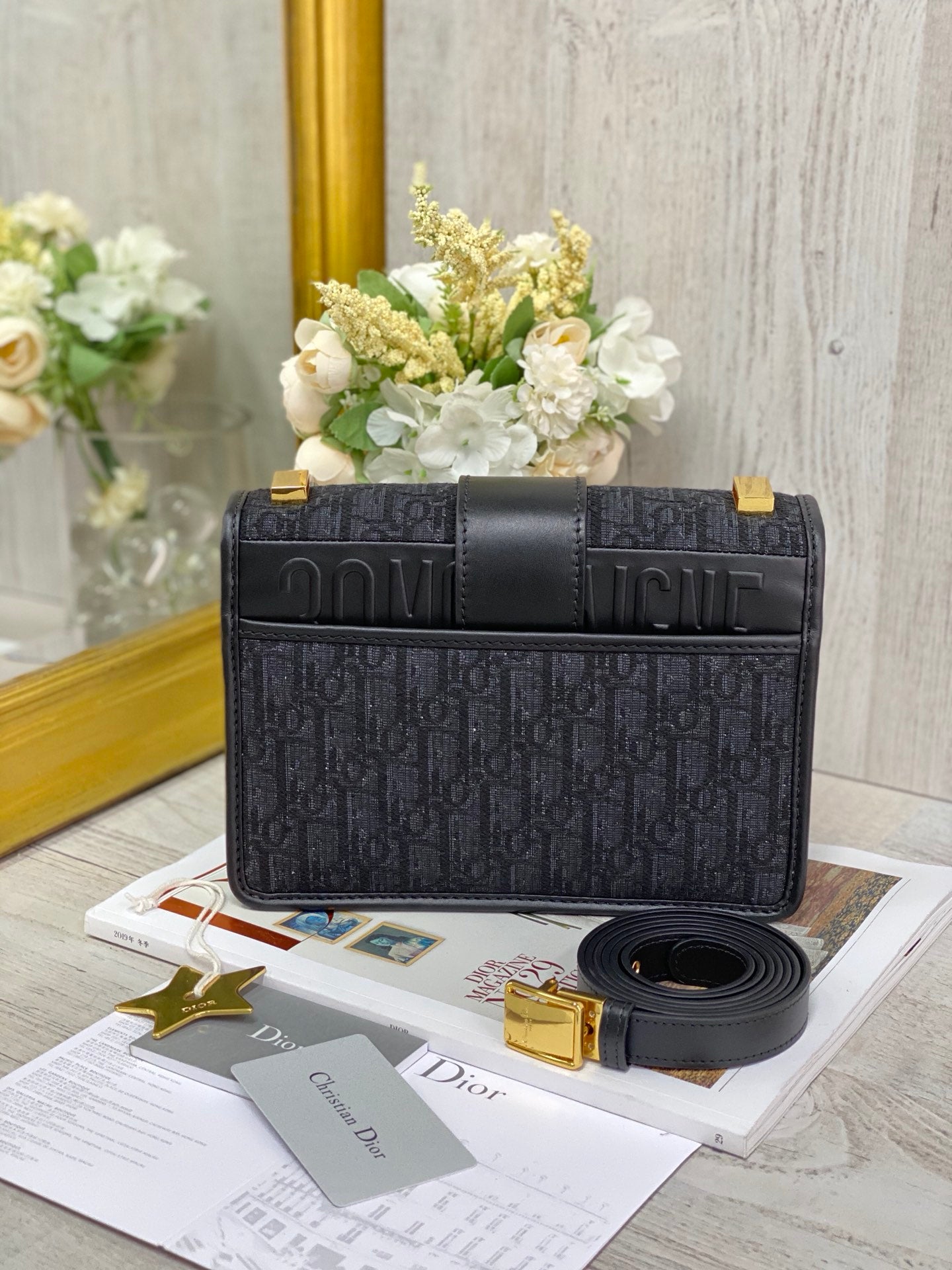 Dior 蒙田 30 Montaigne系列-24cm-金扣-黑色刺繡