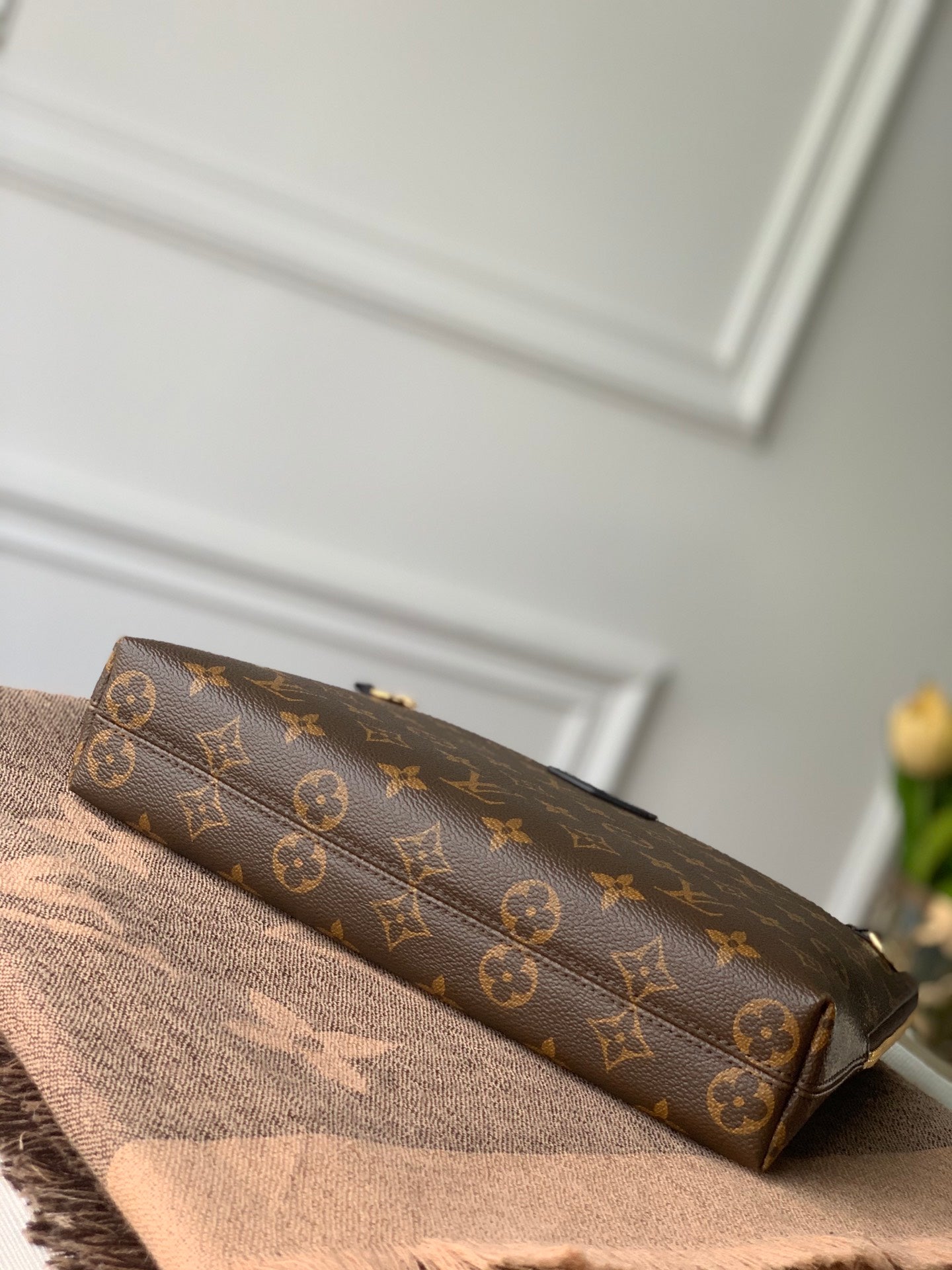 LV M60417 New Pouch手拿包