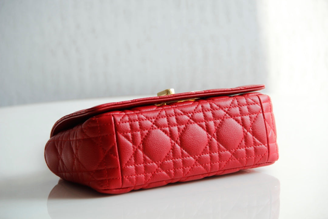 Dior Caro 小號20cm-紅色小牛皮