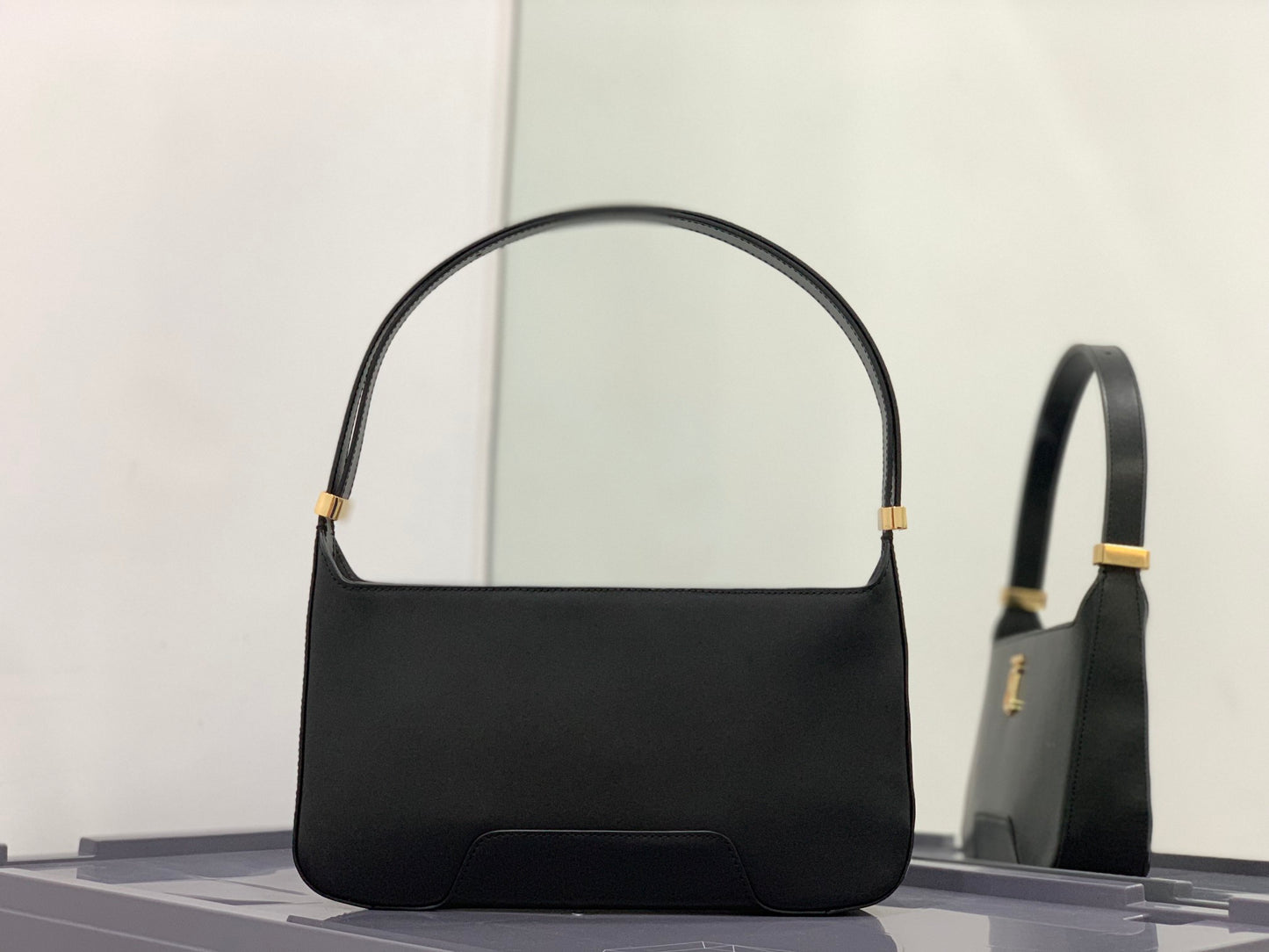 巴B家-新款 Tb shoulder bag 腋下斜挎包 黑色