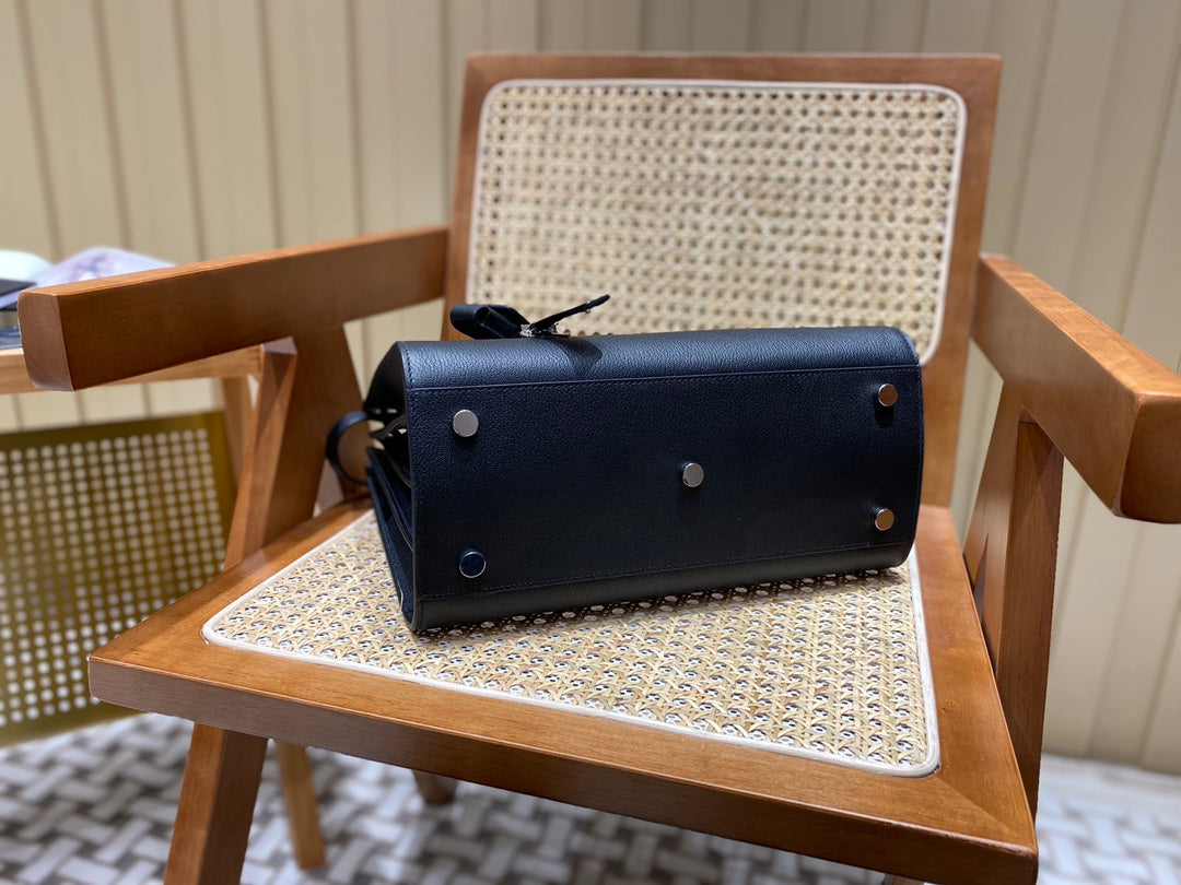 聖Y羅-sac de jour 風琴包山羊紋 黑色 32cm