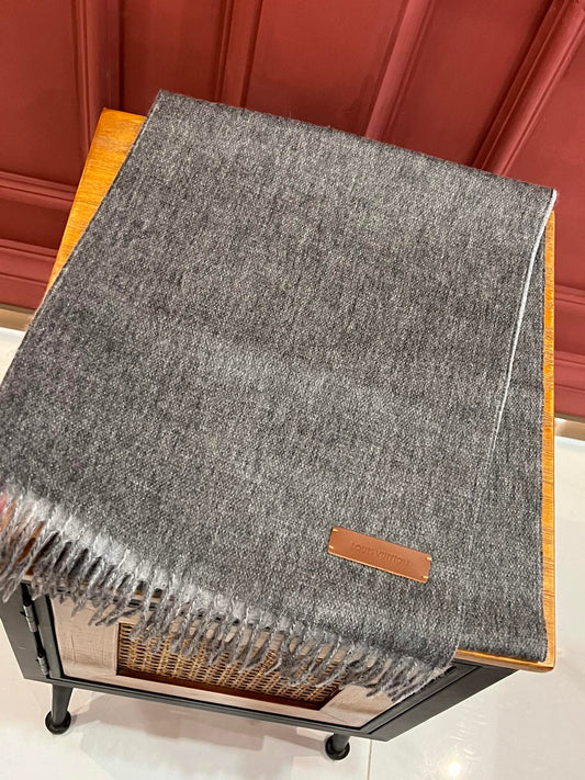 路L家-雙面羊絨圍巾 180*35cm 灰色