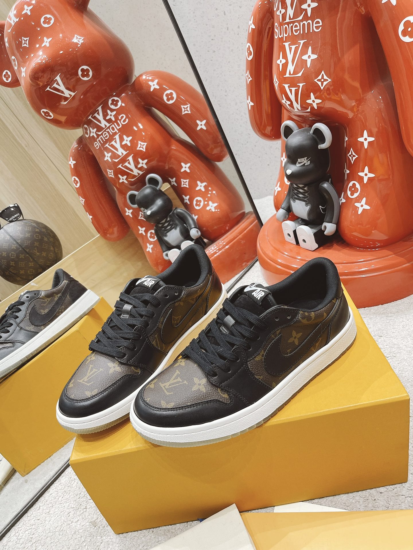 LV鞋-LV x NIKE聯名鞋