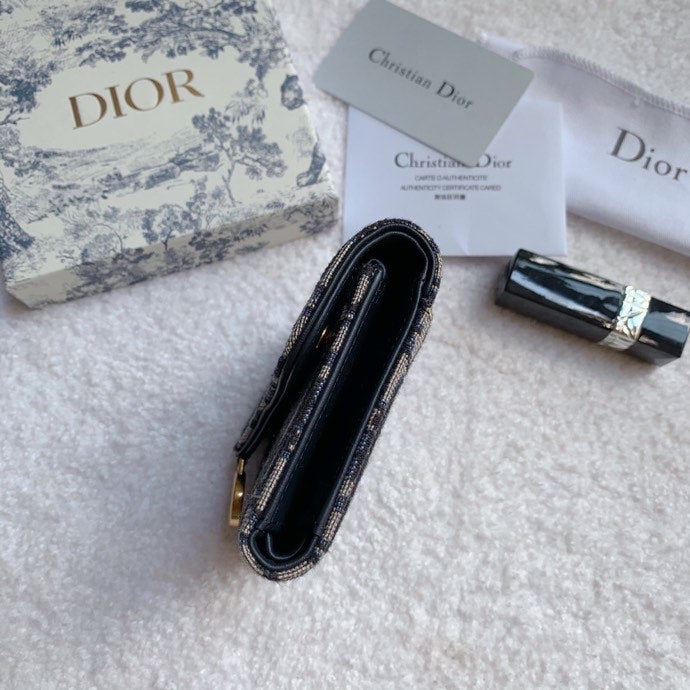 Dior 馬鞍老花三折短夾