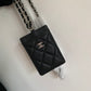 Chanel 證件套-黑色荔枝皮銀扣