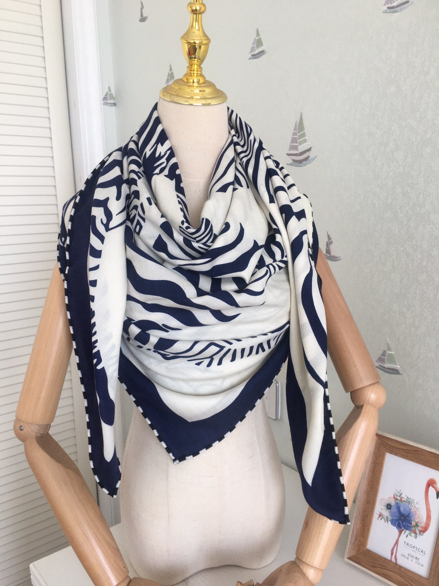 小愛款-雙面大絲巾 140cm-30%真絲70%羊毛