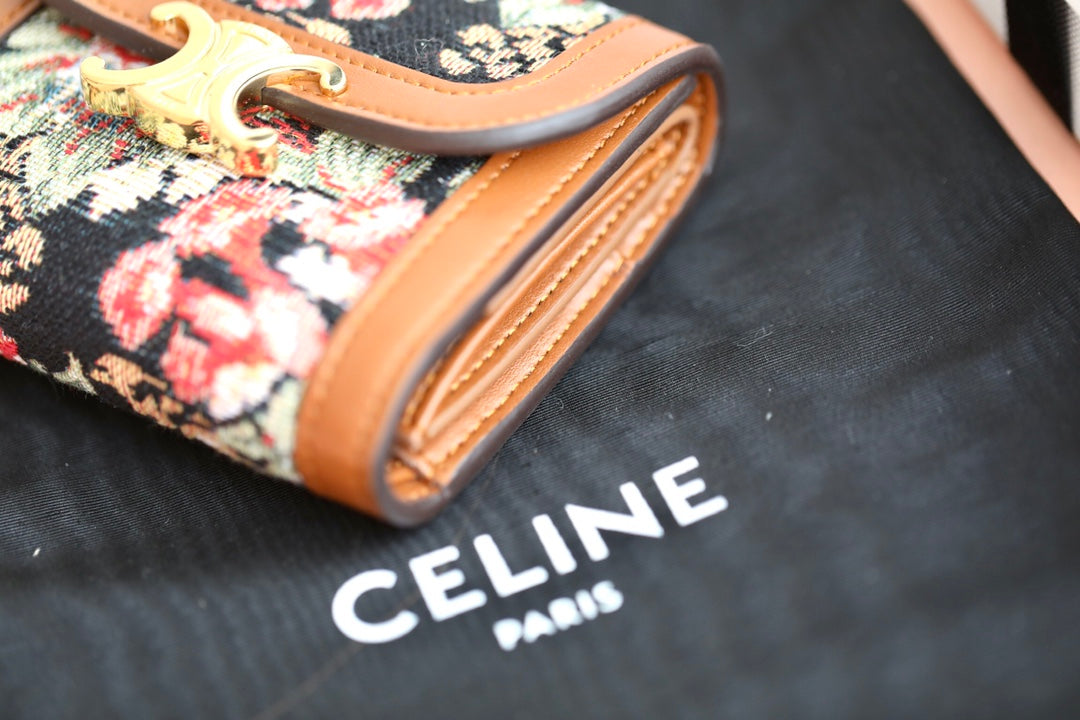 Celine 小號TRIOMPHE刺繡織物錢包-花卉