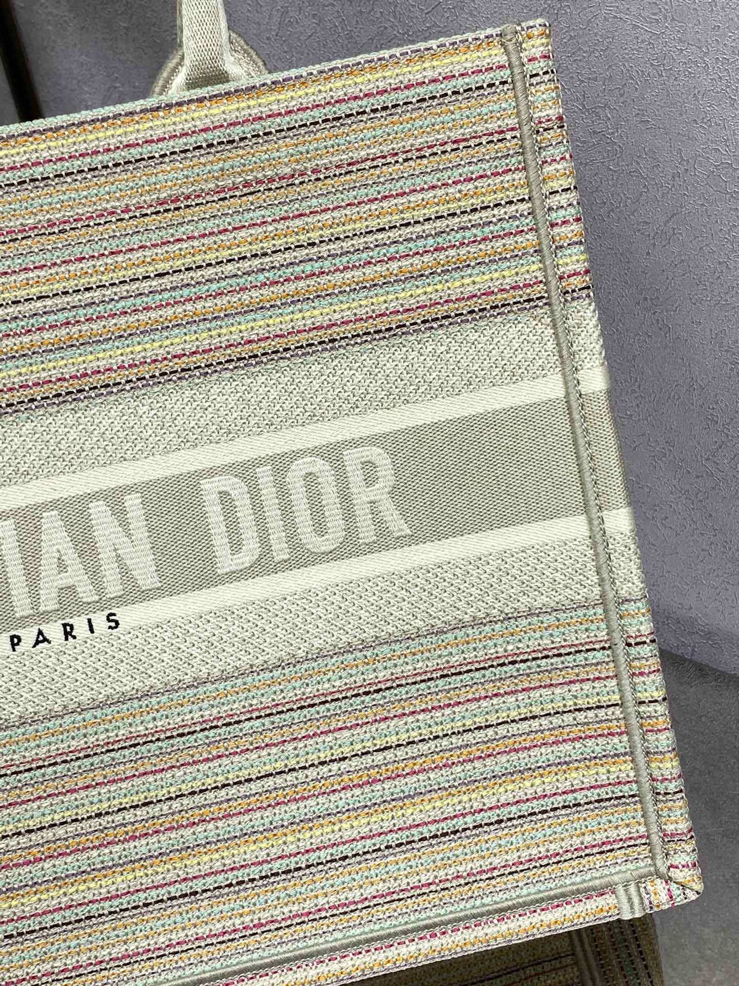 Dior Book Tote-小號36.5cm-金絲條紋