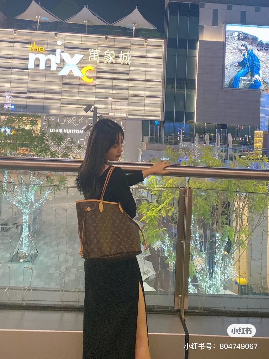 M41177 路L家-Neverfull 經典手袋 上身照
