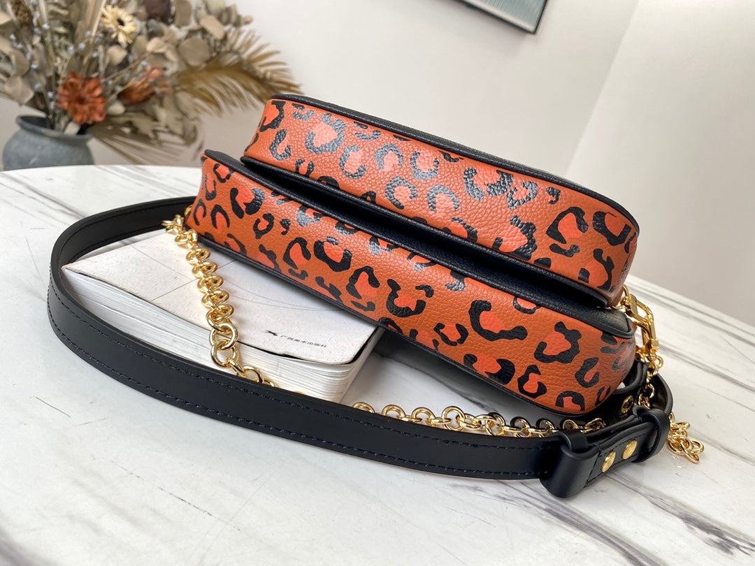 M80399 路L家-豹紋系列 Multi Pochette Accessories 手袋 三合一包