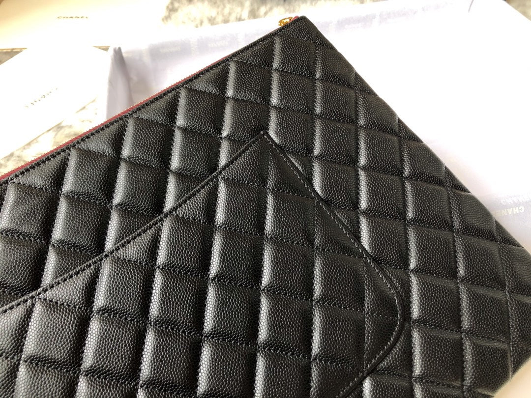 Chanel 大號手拿包-金扣