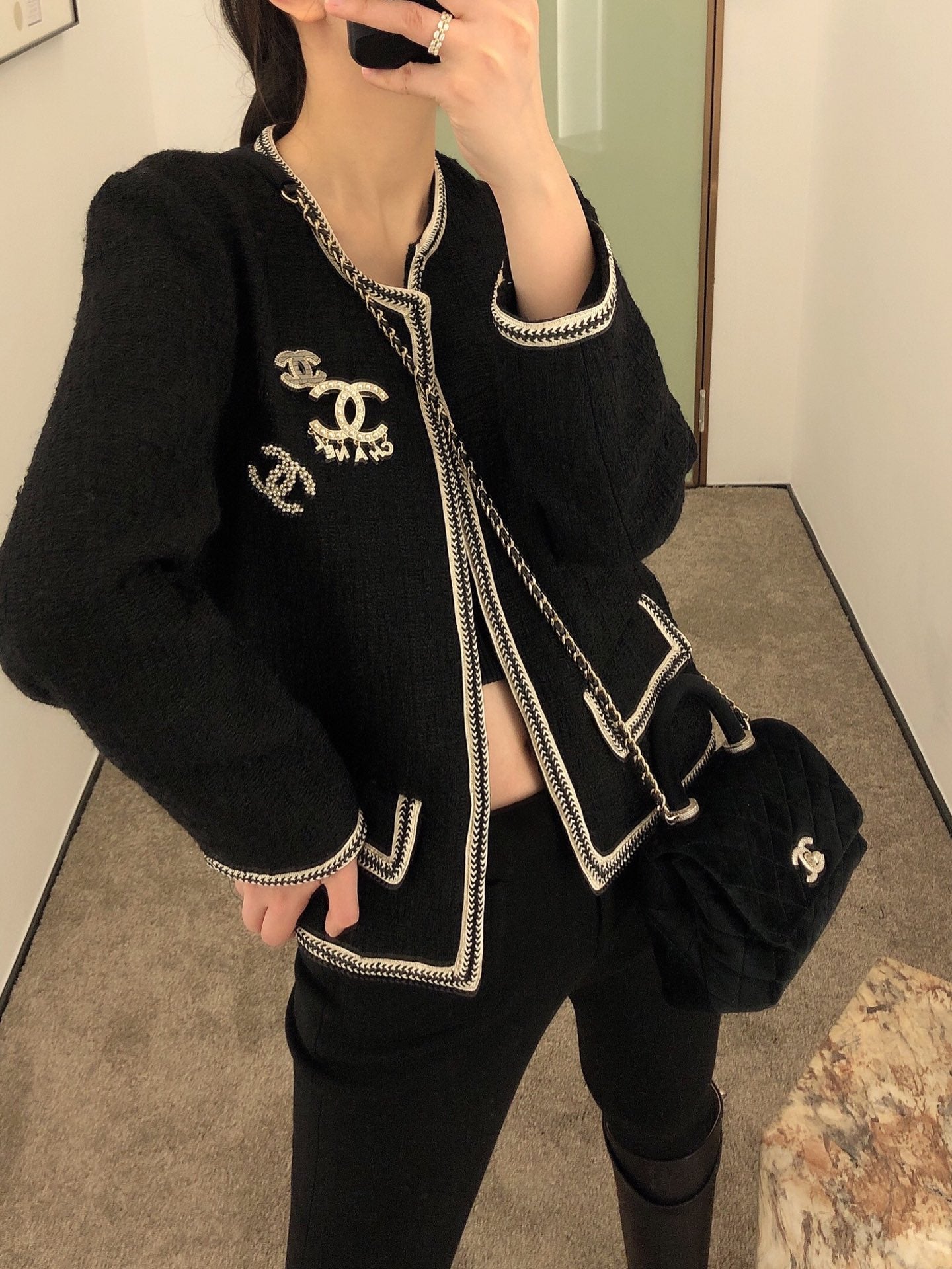 Chanel mini coco handle-黑色絲絨鑽扣