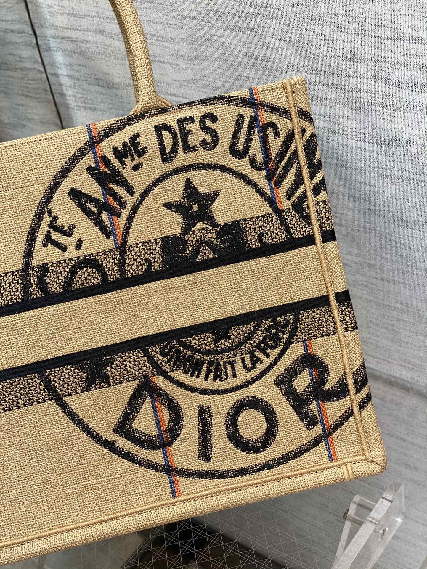 Dior Book Tote-中號36.5cm-  家族徽章系列