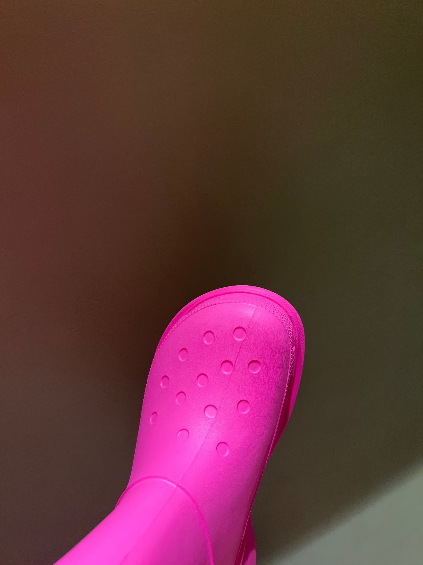 巴黎世-2022秋冬 x Crocs 防滑厚底雨靴 桃紅色