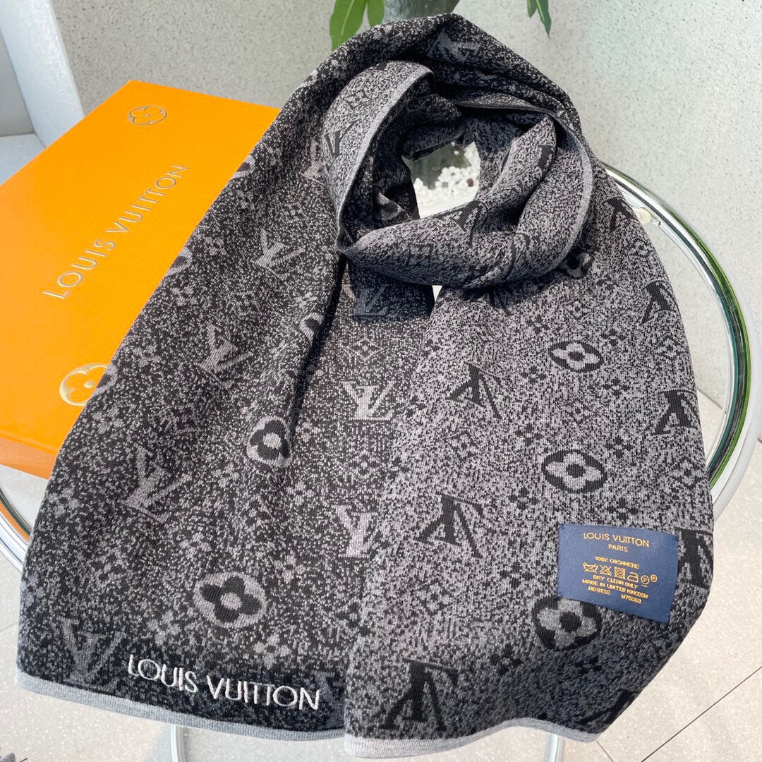 路L家-高羊絨圍巾 180*32cm 100%進口針織羊絨
