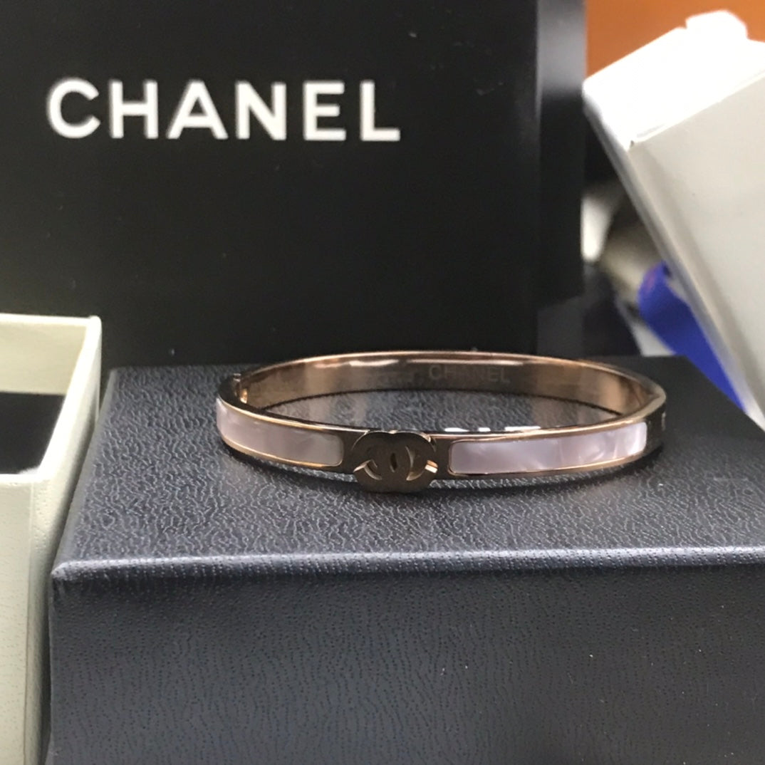 Chanel 情侶手鐲