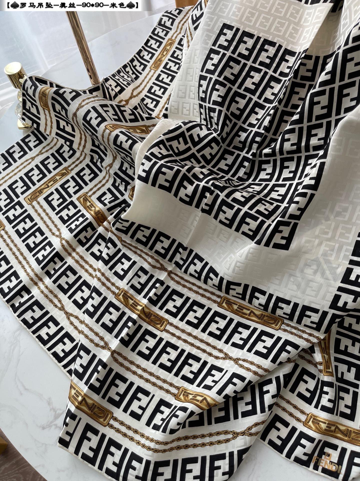 芬F家-羅馬吊墜FF圖案-真絲方形圍巾