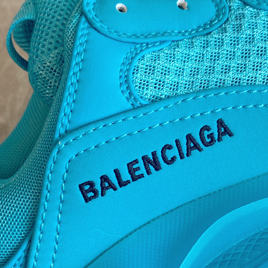 Balenciaga 巴黎世家- Triple S 氣墊老爹鞋