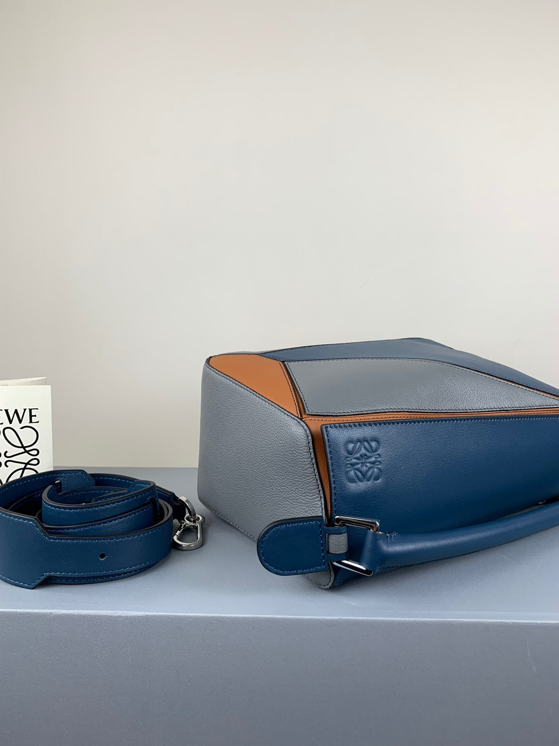 羅L威-Puzzle bag 小牛皮 中號