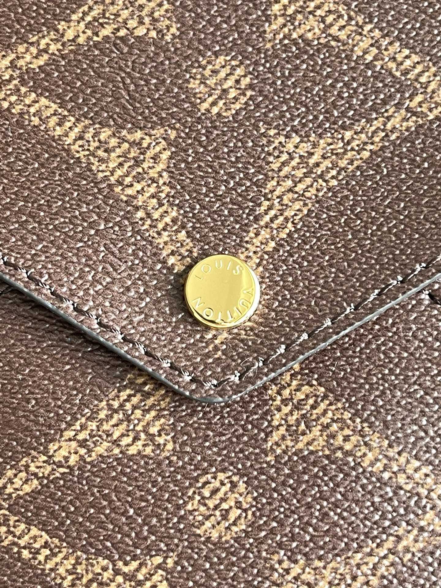 LV M44177 M67600 三合一組合手拿包