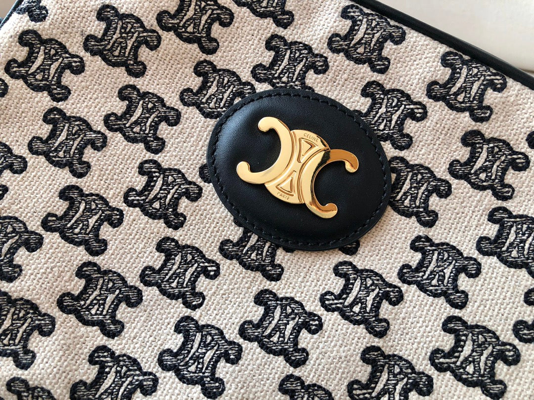賽C家-TRIOMPHE刺繡織物相機包