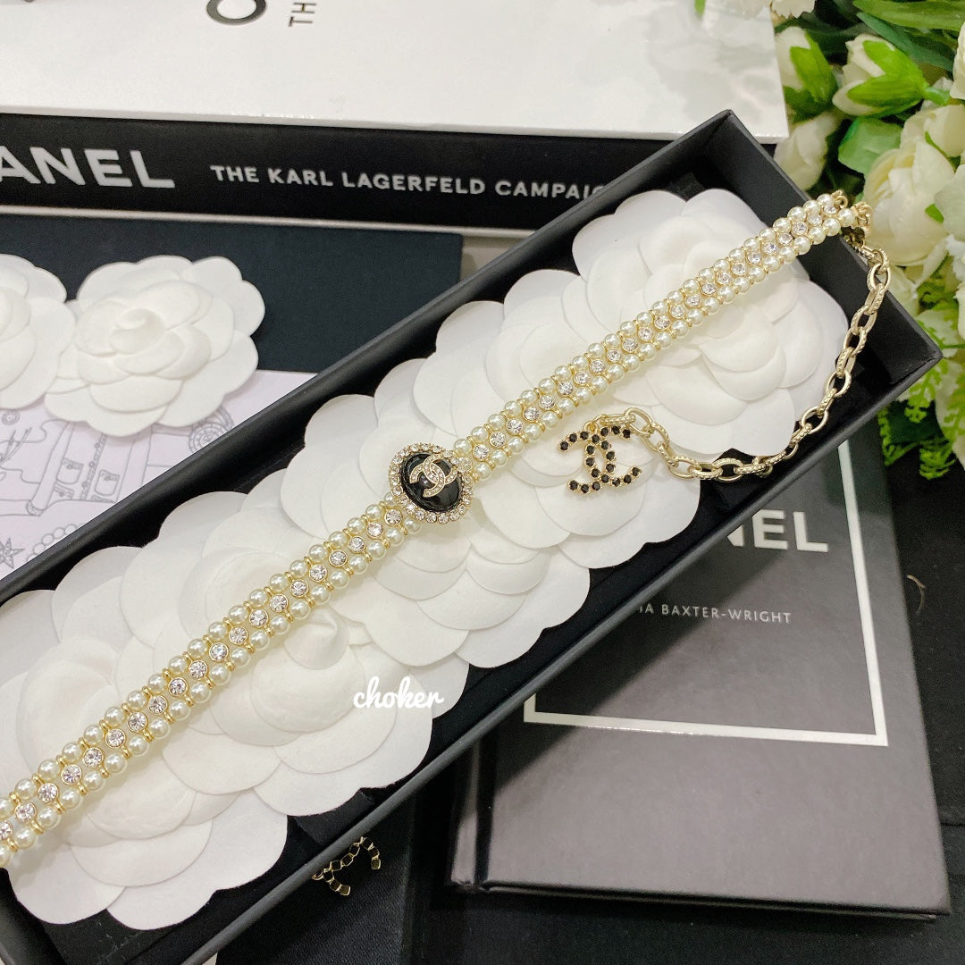 Chanel 耳環／項鍊／手鍊