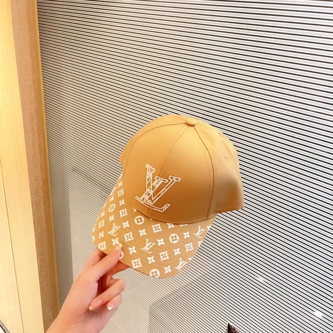 路L家-新款刺繡LOGO棒球帽